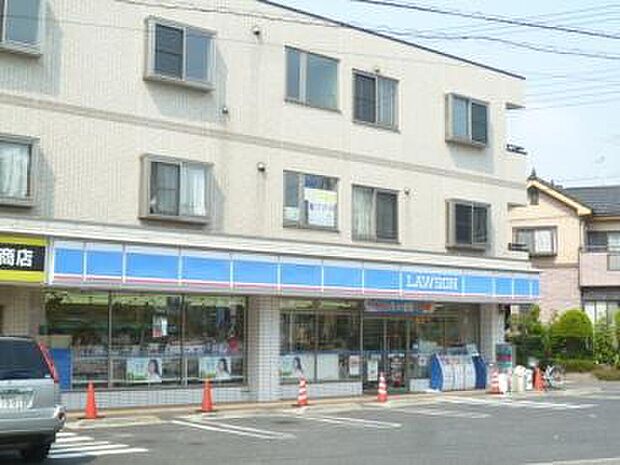 ローソン 三郷戸ヶ崎五丁目店（約335m）