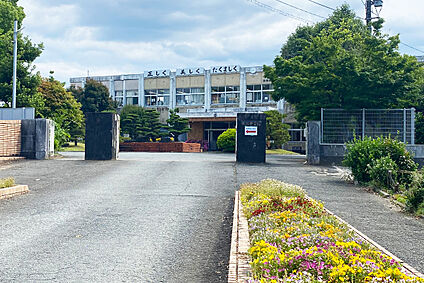 宇城市立松橋中学校 約1,000ｍ