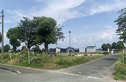 ひまわり公園 約700ｍ