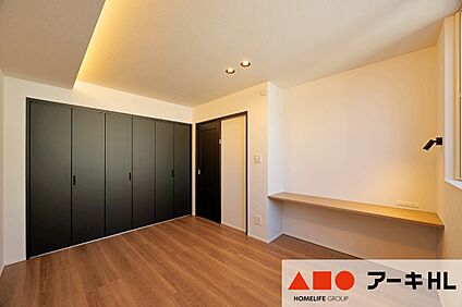 【B号地】間接照明&造り付けカウンターのある主寝室!