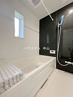 ＼一日の疲れを癒すバスルーム／