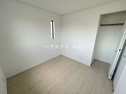 ＼家族の成長に寄り添う2階洋室／