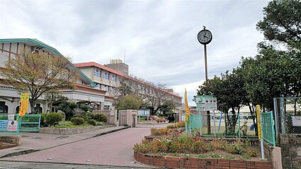 鹿児島市立谷山小学校 960ｍ(徒歩12分)