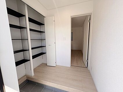 ＼住まいの第一印象を彩る玄関／
