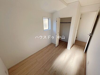 ＼多用途に使える2階洋室／