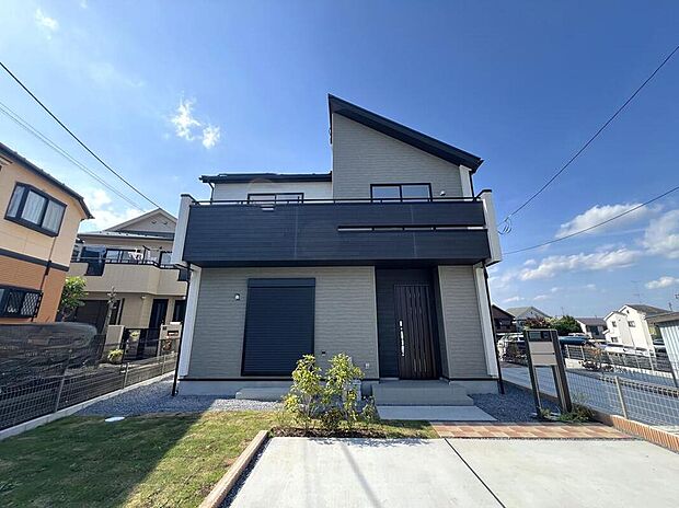 １号棟◆飯田グループホールディングス唯一の販売専門会社のホームトレードセンターの社員が直接、当物件をご案内いたします。見学希望、資料請求等、お気軽にお問い合わせくださいませ♪