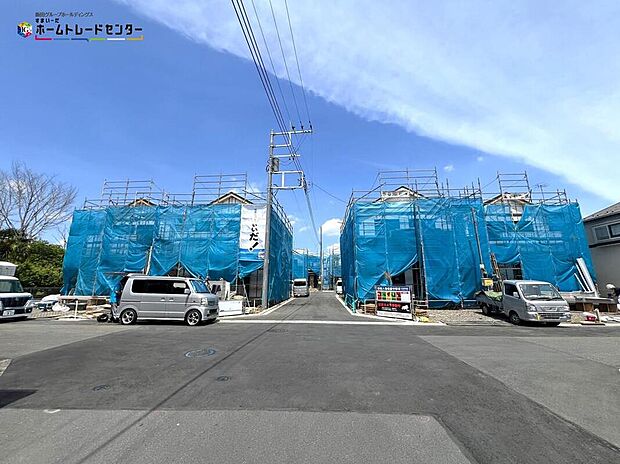 住人以外の車の進入も少なく、交通量が少ない住宅街なので雨の日でも車の走行音も気になりません♪