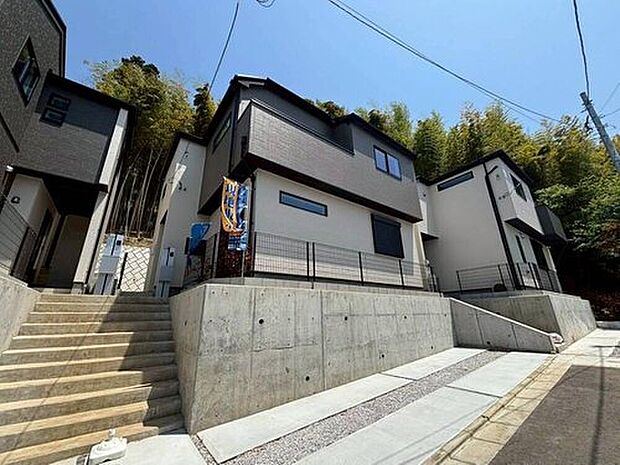 【7号棟】☆飯田グループホールディングス唯一の販売専門会社のホームトレードセンターの社員が直接、当物件をご案内いたします。見学希望、資料請求等、お気軽にお問い合わせくださいませ♪
