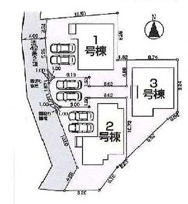 駐車場は並列2台駐車可能でお車の出し入れもスムーズに行えます◎周辺は交通量の少なく、小さなお子様がいても安心です☆