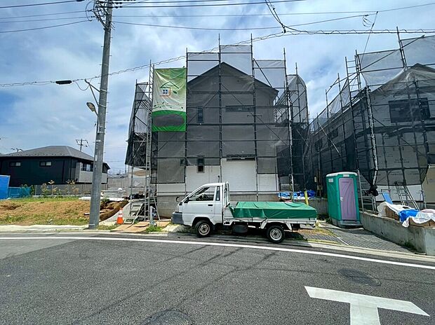 No.177
休日にご家族揃ってご見学はいかがでしょうか♪実際の現地を見てみると図面などではわからない、新たな発見もありますのでまずはお気軽にお問い合わせください♪♪