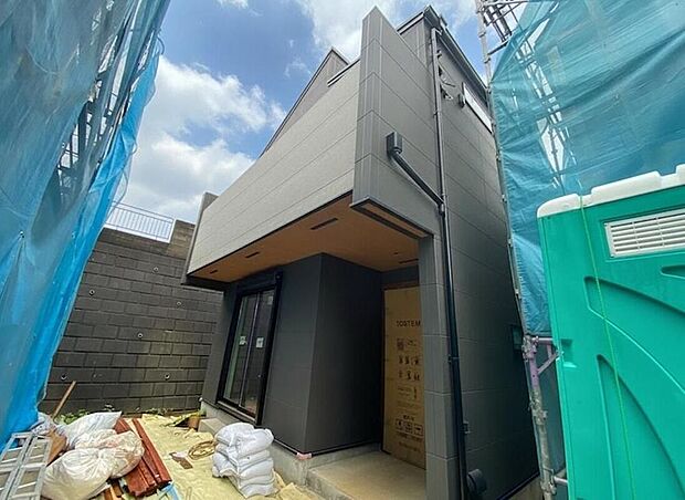 休日にご家族揃ってご見学はいかがでしょうか♪実際の現地を見てみると図面などではわからない、新たな発見もありますのでまずはお気軽にお問い合わせください♪♪