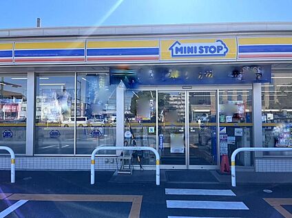 ミニストップ八王子北野台店 1428ｍ(徒歩18分)
