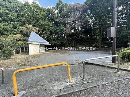 緑町公園 1240m(徒歩16分)