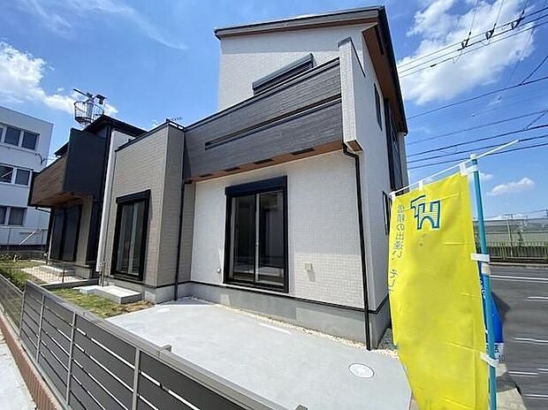 【現地外観写真】14号棟
住宅ローンに関してもお任せ下さい♪
〇頭金、自己資金無しでも購入できます
〇マイカーローン、カードローンを住宅ローンでおまとめ可
〇家具、家電、引っ越し費用も借入可
〇勤続年数１年未満可