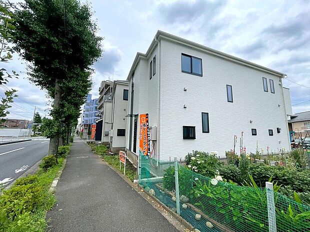 【前面道路含む現地写真】当日のご見学予約も承ります。同じものは2つとない「夢のマイホーム」との出会いが待っているかもしれません♪♪