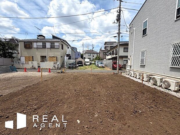 【現地外観】人気の「下北沢」「代々木上原」も自転車圏内！ トレンドの発信地やおしゃれなカフェが点在するエリアへも気軽にアクセスできる贅沢なロケーション。