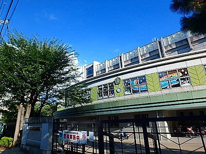 川崎市立西生田小学校 900ｍ