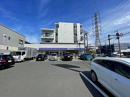 ローソン都筑東山田町店 200m(徒歩3分)