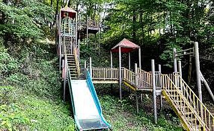 向原公園 60ｍ(徒歩1分)