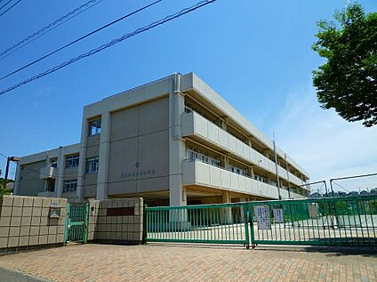 川崎市立金程小学校 310ｍ(徒歩4分)