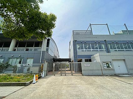 川崎市立富士見中学校 450ｍ(徒歩6分)