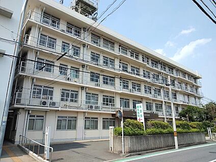 公益財団法人紫雲会横浜病院 1070ｍ(徒歩14分)