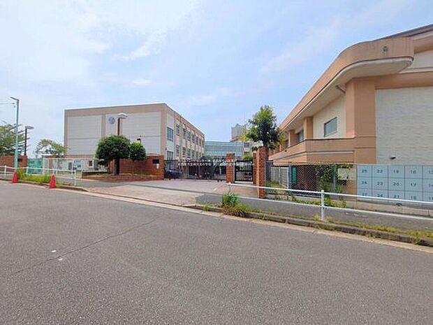 名古屋市立植田北小学校まで535m
