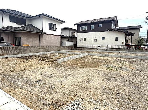 完成に向けて現在建築工事中です☆土日・平日を問わず毎日モデルハウスにて物件説明会を開催中☆お気軽にお問い合わせ下さい☆