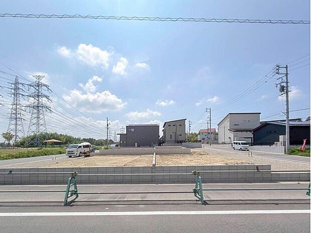 住宅の構造や設備仕様・完成イメージなどのご質問はいつでもお気軽にお問い合わせ下さいませ☆資料もお送りいたします♪

