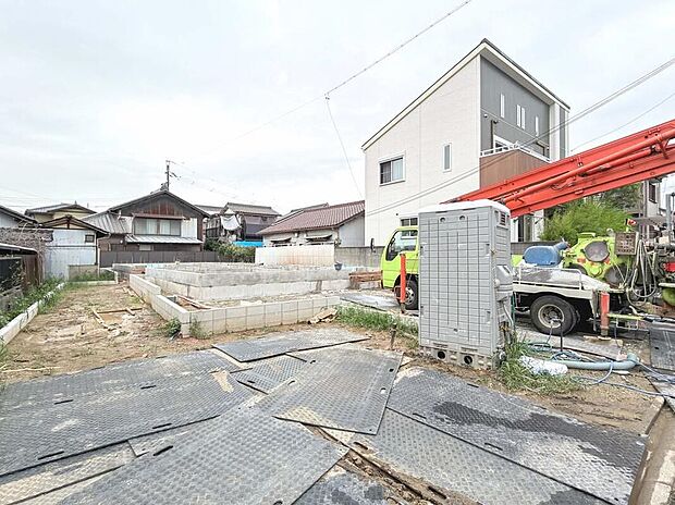 完成に向けて現在建築工事中です☆土日・平日を問わず毎日モデルハウスにて物件説明会を開催中☆お気軽にお問い合わせ下さい☆