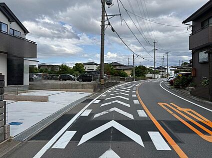 前面道路含む現地写真