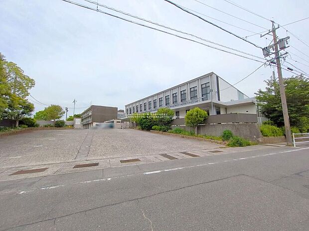 半田市立半田中学校（約3,200m）