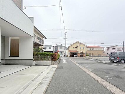 前面道路含む現地写真