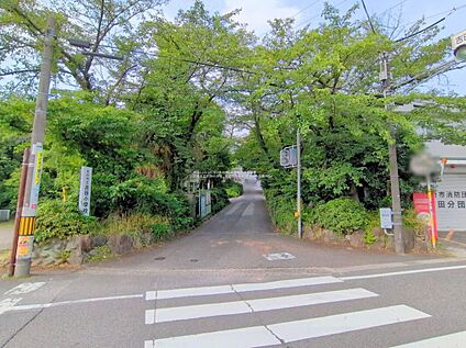 大府市立吉田小学校 1200m(徒歩15分)