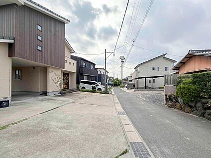 前面道路含む現地写真