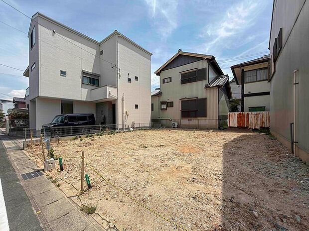 【現地外観写真】建築中のためモデルハウスで構造説明会を開催しております☆設備や構造などご説明いたします!お気軽にお問い合わせください♪