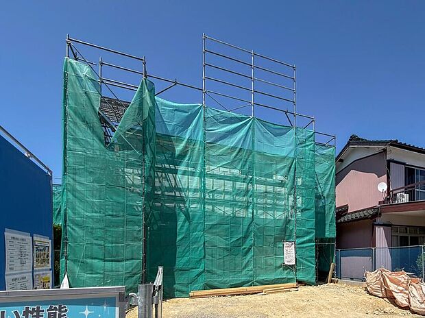 【現地外観写真】住宅の構造や設備仕様・完成イメージなどのご質問はいつでもお気軽にお問い合わせ下さいませ☆資料もお送りいたします♪