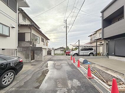 前面道路含む現地写真