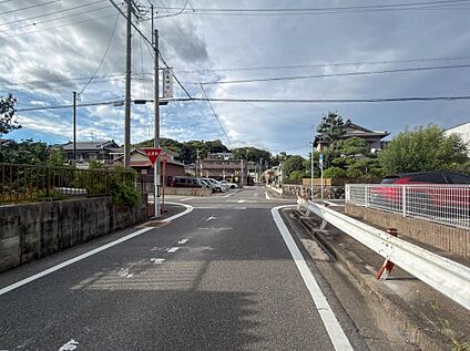 前面道路含む現地写真