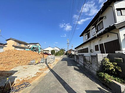前面道路含む現地写真