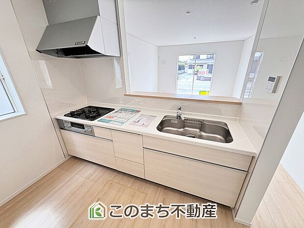 人気の対面式キッチン☆料理をしながらご家族とコミュニケーションが取れます♪
