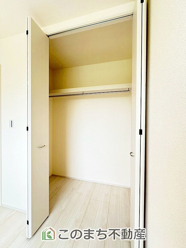 各居室に収納付で住みやすさにこだわっています♪