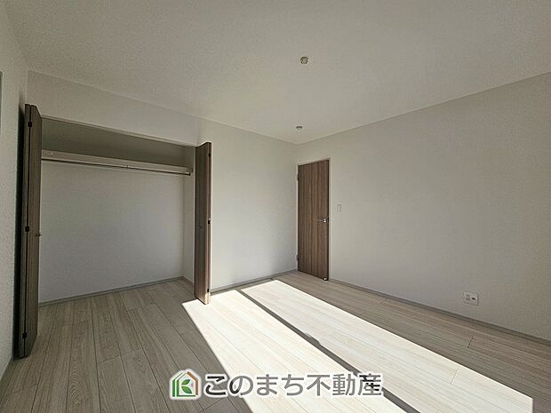 【収納】各居室に収納付で住みやすさにこだわっています♪