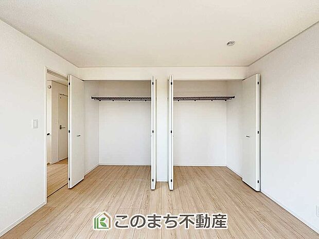 【収納】各居室に収納付で住みやすさにこだわっています♪