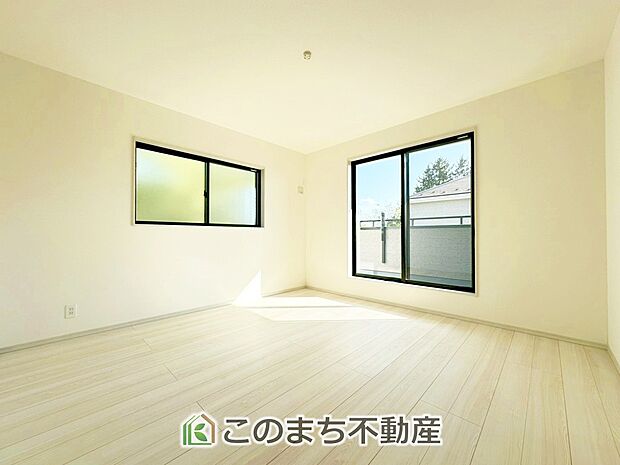 【洋室】一人ひとりの大切なプライベート空間。ゆとりある広さで、一人の時間をゆったりと過ごせる安らぐお部屋になるはずです。 