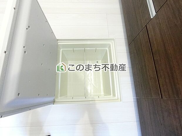 【収納】同社施工物件の写真です。※建具やフローリング、その他仕様が違う場合がございます。