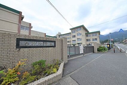 福岡市立内野小学校 徒歩1152m