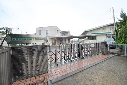 太宰府市立水城西小学校 徒歩894m