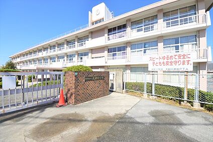 大野城市立大利小学校 徒歩1013m