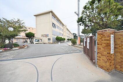 福岡市立多々良中央中学校 徒歩1241m
